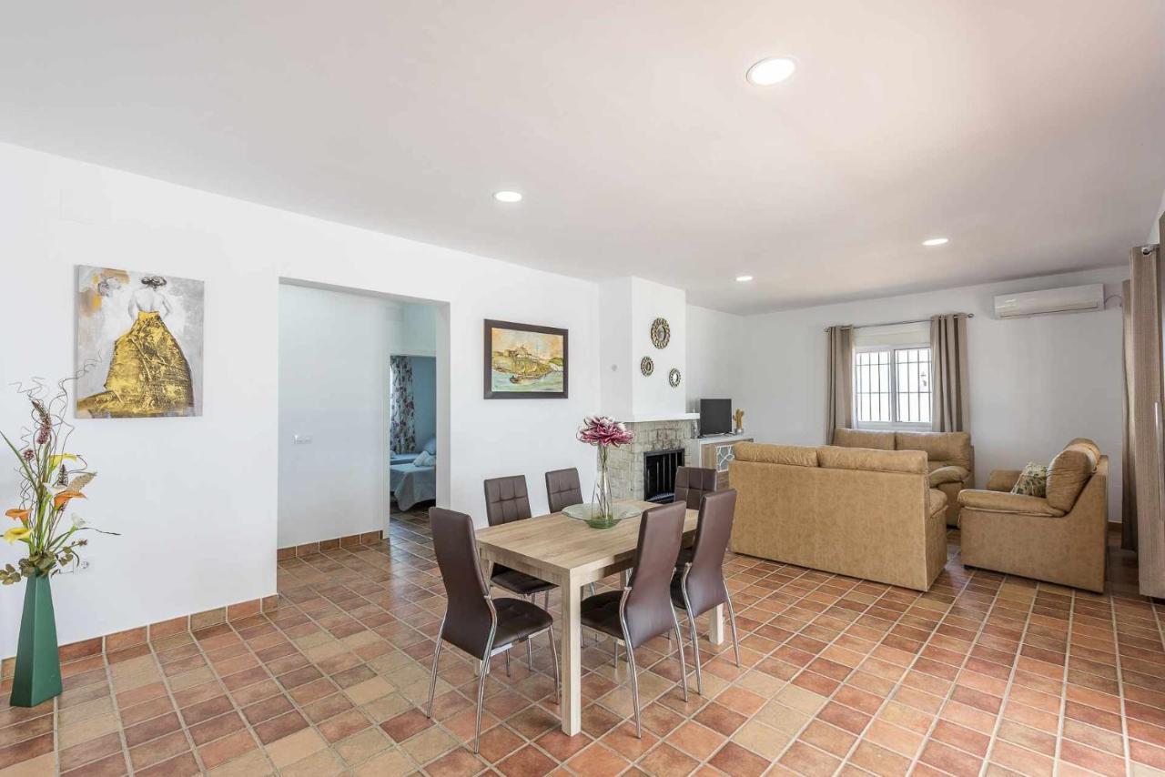 Casa Rural Brisa Del Valle La Puebla de Cazalla Bagian luar foto